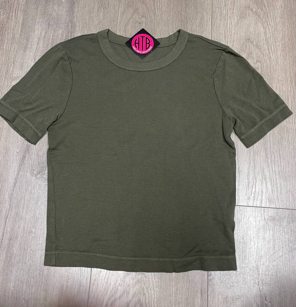 NEW CROWN JEWEL women's luxx cropped crew neck short sleeve tee in olive
